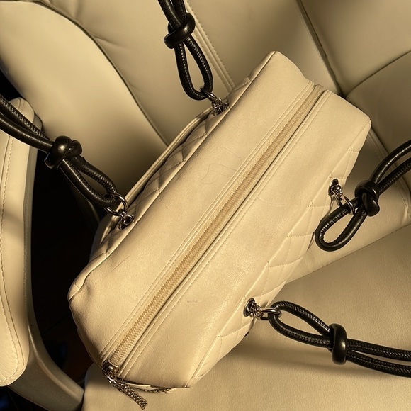 Chanel Cambon Phyton Bowler ♥️ - Picture 4 of 16